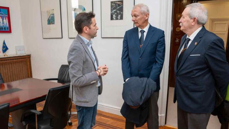 Entrevista con el Delegado del Gobierno en Cantabria D. Pedro Casares Hontañón 